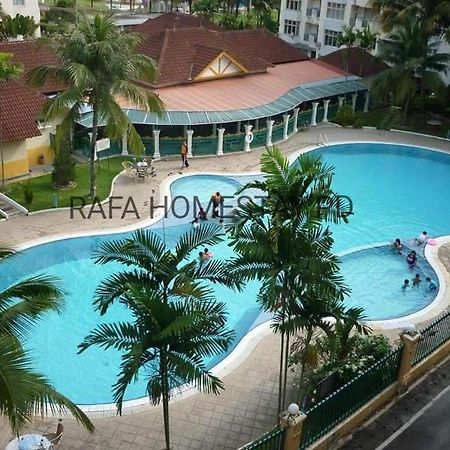 Rafa Homestay Pd Петалинг Джая Екстериор снимка